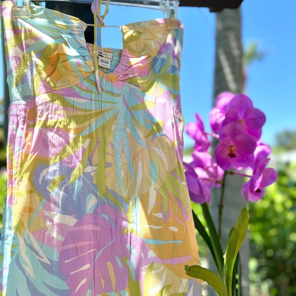 🫧🫧BILLABONG🫧🫧So Groovy Halter Maxi Dress - Picture 9 of 16